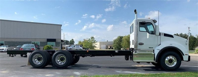 2025 Kenworth T880 in Heavy Trucks in Calgary - Image 4