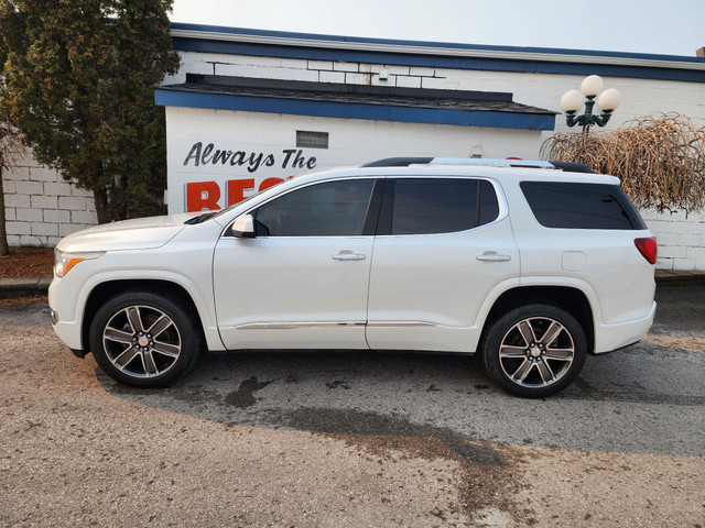 2017 GMC Acadia Denali COME EXPERIENCE THE DAVEY DIFFERENCE in Cars & Trucks in Oshawa / Durham Region - Image 4
