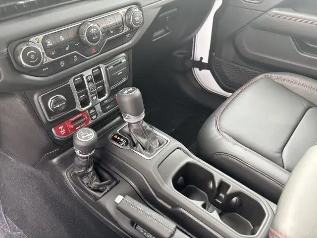 2025 Jeep Wrangler Rubicon in Cars & Trucks in Mississauga / Peel Region - Image 24