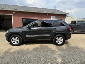 2011 Jeep Grand Cherokee LAREDO 4WD