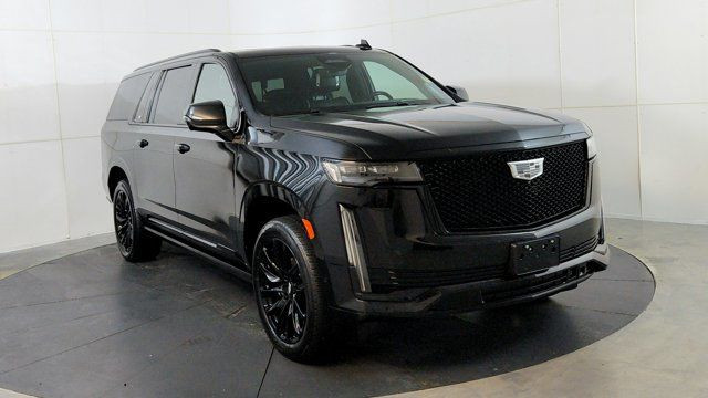 2022 Cadillac Escalade ESV Sport Platinum in Cars & Trucks in Winnipeg