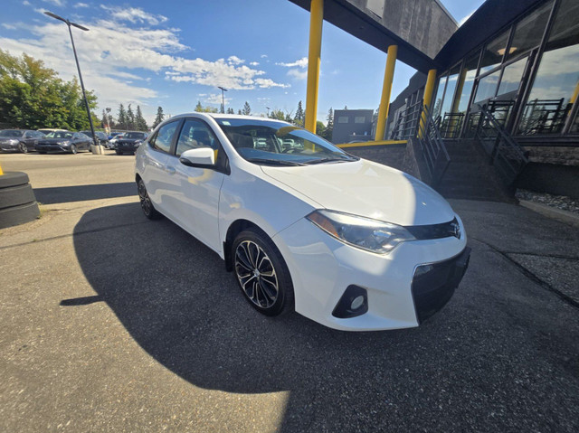 2016 Toyota Corolla S-Sunroof-Low KM-Back up Cam-Bluetooth in Cars & Trucks in Calgary - Image 2