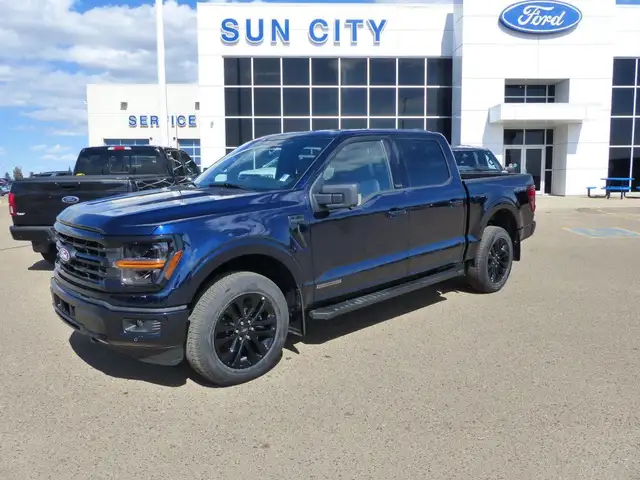 2025 Ford F-150 XLT Hybrid 303A dans Autos et camions dans Medicine Hat - Image 2