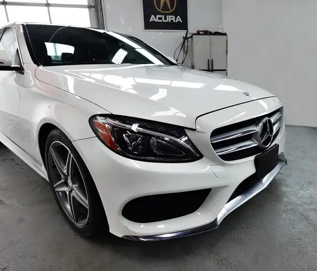 2016 Mercedes-Benz C-Class LOW KM,NO ACCIDENT,ONE OWNER,AWD,C 30 in Cars & Trucks in City of Toronto - Image 15