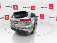 The 2018 Toyota Highlander LE FWD is a popular mid-size SUV known for its family-friendly features,... (image 9)