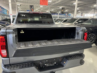 **MONTH-END SPECIAL!** FEATURING : V8 POWERED, 4WD, ELEVATION, CREWCAB, REV INDUSTRIES HARD FOLDING... (image 4)