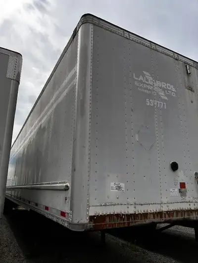 2015 / 2016 VANGUARD 53' TANDEM DRY VAN AIR RIDE Length: 53' Width: 102" Height: 13'6" Suspension: A...