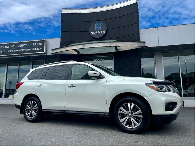 2018 Nissan Pathfinder SL Premium AWD LEATHR NAV SUNROOF 7-PASS in Cars & Trucks in Delta/Surrey/Langley