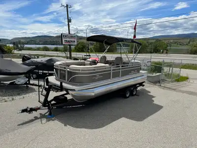 Party Barge 22 XP3 TRITOON - Best Pontoon Boat $93,995 -$8,000 [FACTORY CLEARANCE SALE] $85,995 or $...