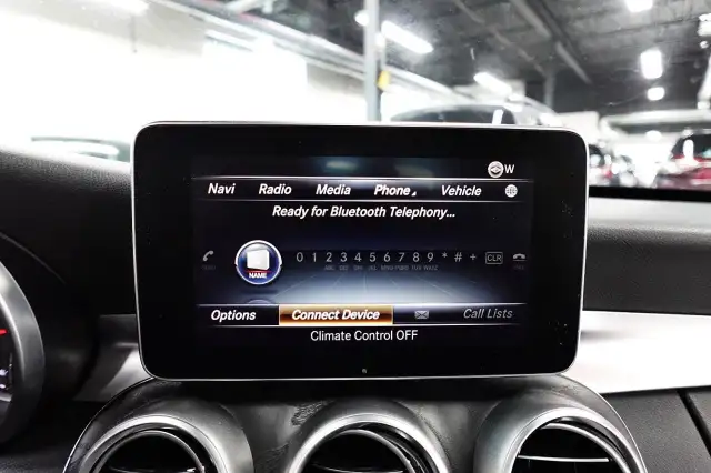 2016 Mercedes-Benz C-Class LOW KM,NO ACCIDENT,ONE OWNER,AWD,C 30 in Cars & Trucks in City of Toronto - Image 25