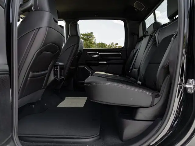2025 Ram 1500 Sport dans Autos et camions dans Barrie - Image 33