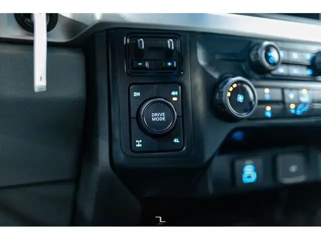 2023 Ford F-350 4x4 Crew Cab XL FX4 BCam in Cars & Trucks in Grande Prairie - Image 21