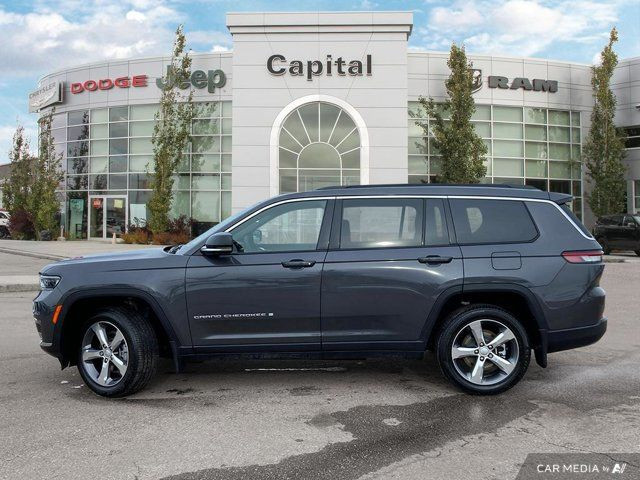 2025 Jeep Grand Cherokee L Limited | 6 Passenger Seating in Cars & Trucks in Edmonton - Image 2
