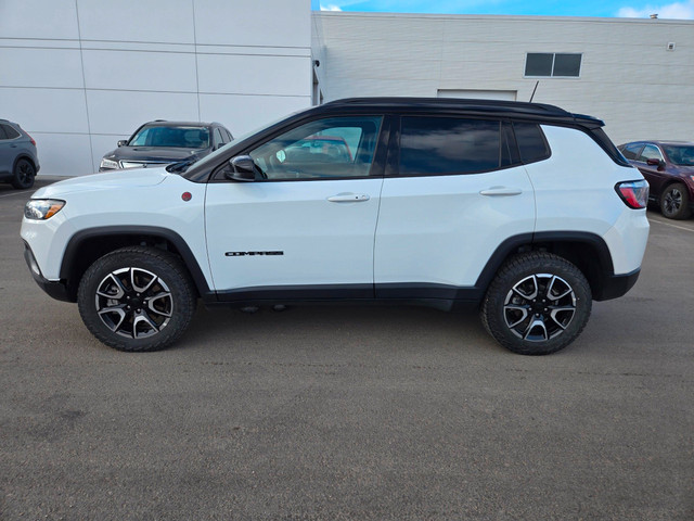 2024 Jeep Compass Trailhawk **ONE OWNER**VERY LOW KMS**NO ACC... in Cars & Trucks in Grande Prairie - Image 3