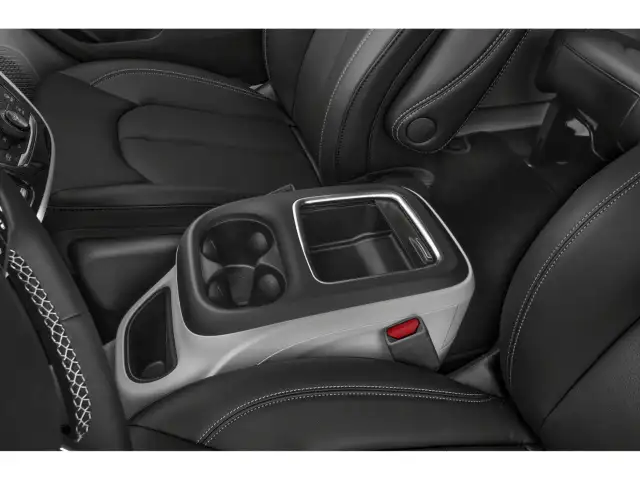 2023 Chrysler Pacifica in Cars & Trucks in Winnipeg - Image 25