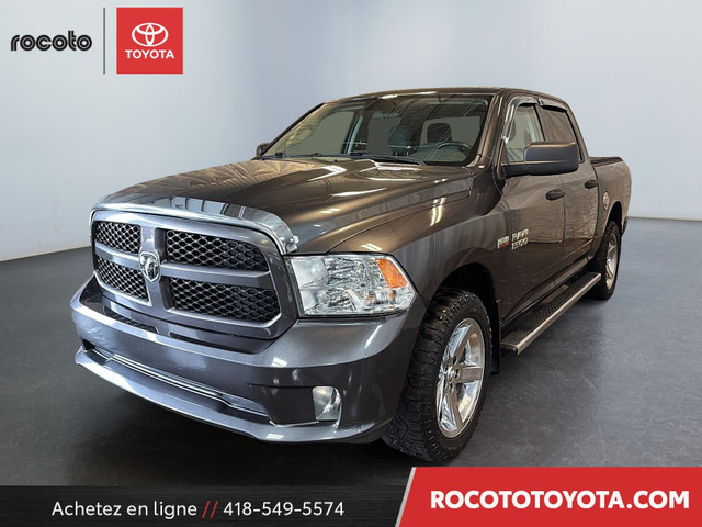 2017 Ram 1500 Express CREW-CAB 5.7L dans Autos et camions  à Saguenay