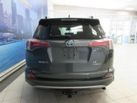 TOYOTA RAV4 2017 LE+ AWD HYBRID / TOUT ÉQUIPÉ / CRUISE CONTROL ADAPTATIF / CONTROL DE CHANGEMENT DE... (image 4)