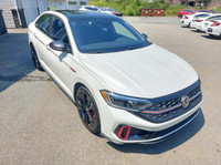Autobahn Trim DSG Transmission Leather Interior Panoramic Sunroof Apple Carplay Android Auto Heated... (image 6)