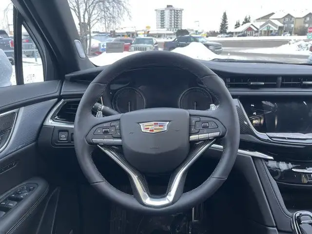 2025 Cadillac XT6 AWD Sport in Cars & Trucks in Edmonton - Image 25