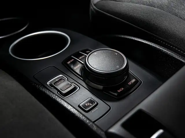 2017 BMW i3 HB w-RANGE EXTENDER PLUG IN HYBRID NAVI REAR VIEW in Cars & Trucks in City of Toronto - Image 17