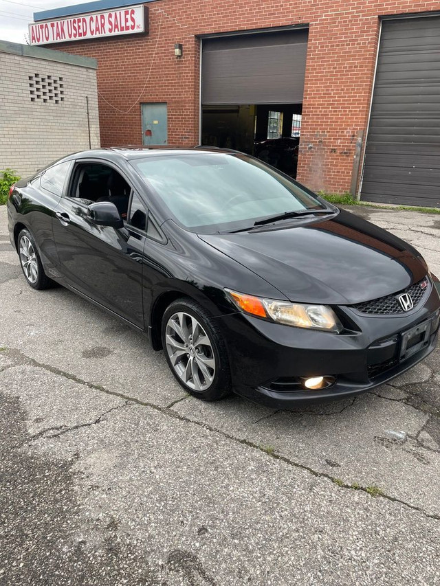 2012 Honda Civic Coupe 2dr 6 speed Manual Si navigation sunroof in Cars & Trucks in City of Toronto - Image 3