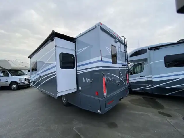 2025 Winnebago View 24D in RVs & Motorhomes in Abbotsford - Image 8