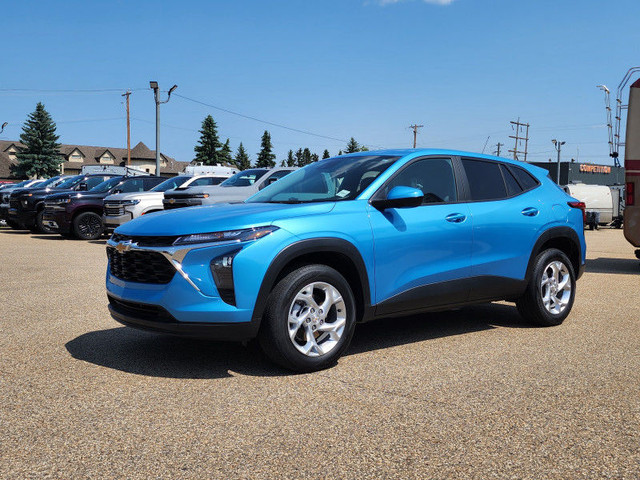 2025 Chevrolet Trax LS in Cars & Trucks in St. Albert - Image 2