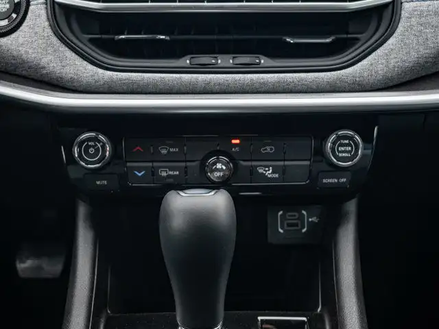 2025 Jeep Compass North in Cars & Trucks in Barrie - Image 28