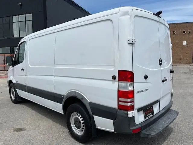 2015 Mercedes-Benz Sprinter cargo vans 2500 144 LOW ROOF-RARE 3  in Cars & Trucks in City of Toronto - Image 4