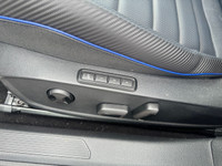 LIKE NEW * CARBON DECOR PACK - MANUELLE VENTE EN LIGNE DISPONIBLE. Rapport Carfax GRATUIT. Garantie... (image 9)