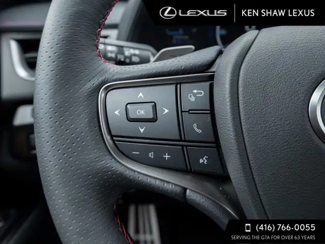 2025 Lexus UX dans Autos et camions dans Ville de Toronto - Image 10