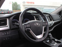 // ACCIDENT FREE!! // FEATURES OF THE Highlander AWD Limited »» All-wheel drive for enhanced tractio... (image 9)