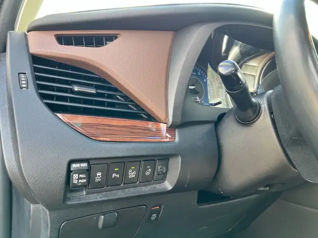 2017 Toyota Sienna XLE LIMITED AWD DUAL SUNROOF NAVI DVD BSM in Cars & Trucks in City of Toronto - Image 19
