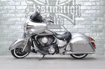 Lot's of nice upgrades and extras on this beautiful, 2017 Indian Chieftain! Silver Smoke in color wi...