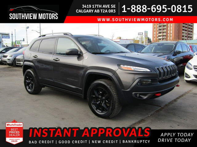 2018 Jeep Cherokee TRAILHAWK 4x4 V6 3.2L B.CAM/H.SEATS&WHEEL/R.S in Cars & Trucks in Calgary