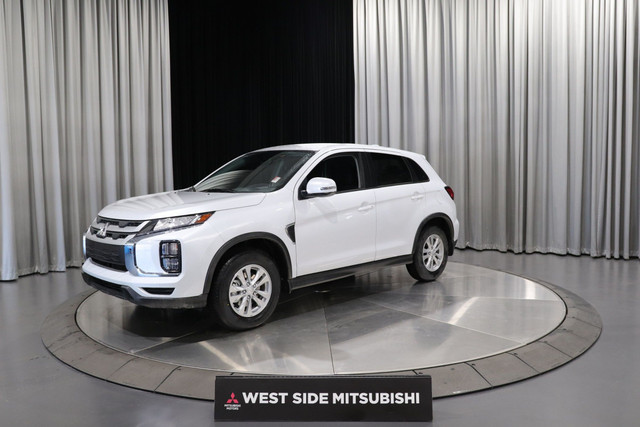 2025 Mitsubishi RVR SE in Cars & Trucks in Edmonton - Image 3
