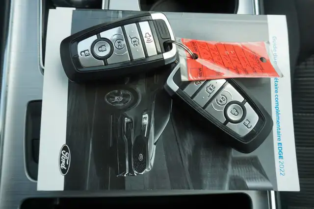2022 Ford Edge in Cars & Trucks in Oakville / Halton Region - Image 39