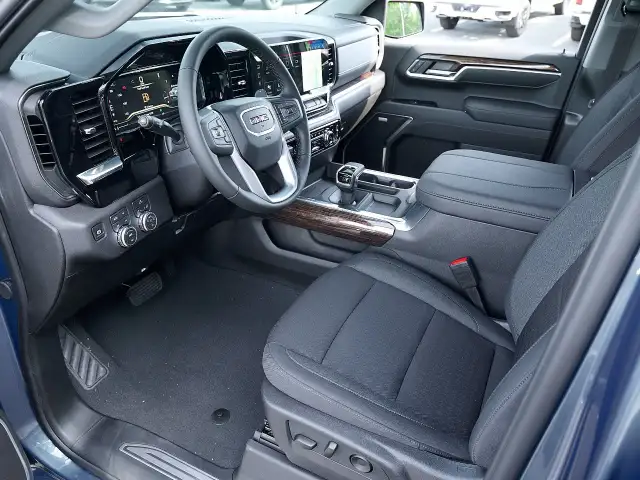 2025 GMC Sierra 1500 in Cars & Trucks in Kamloops - Image 18