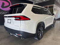 Le Toyota Grand Highlander Platinum 2024 est le VUS trois rangées haut de gamme le plus spacieux jam... (image 4)