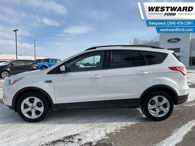 2016 Ford Escape SE - Bluetooth - SiriusXM - Heated Seats in Cars & Trucks in Portage la Prairie - Image 2