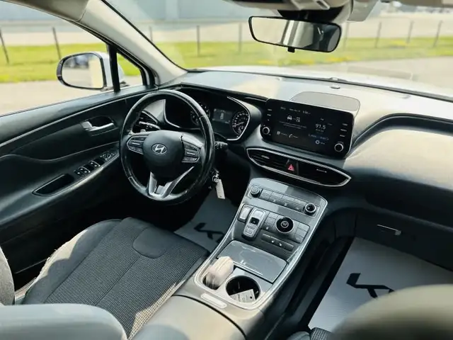 2021 Hyundai Santa Fe ESSENTIAL in Cars & Trucks in Stratford - Image 15