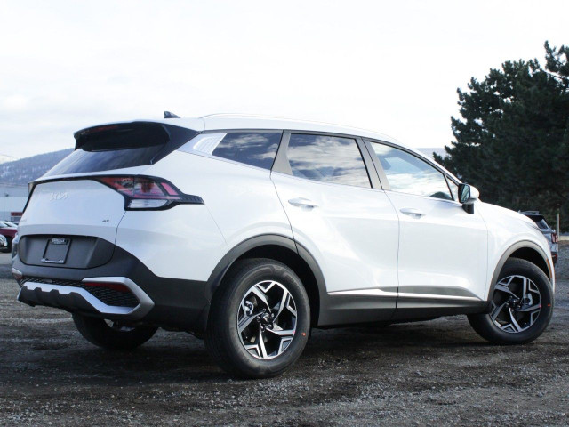 2025 Kia Sportage in Cars & Trucks in Penticton - Image 2