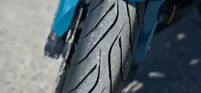 2021 Kawasaki NINJA ZX-6R | $0 Down, EVERYONE APPROVED! in Sport Bikes in Calgary - Image 5
