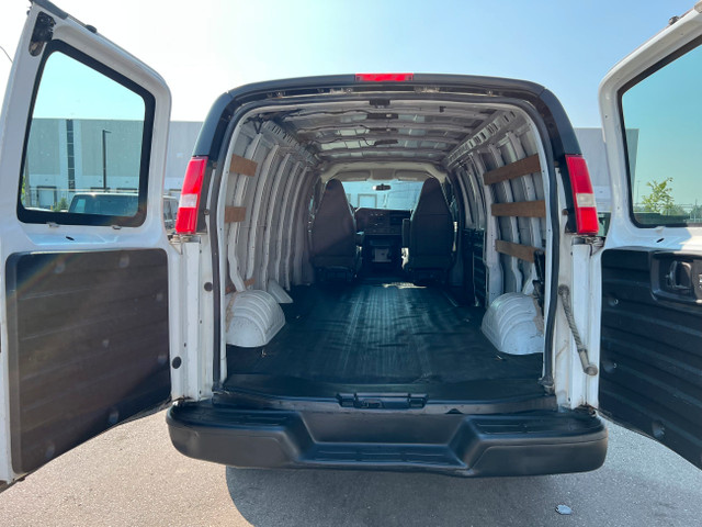 2017 Chevrolet Express Express 2500 -CARGO-  Extended in Cars & Trucks in Oakville / Halton Region - Image 2