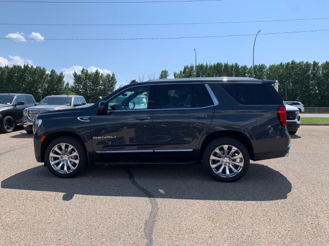2021 GMC Yukon in Cars & Trucks in Medicine Hat - Image 4