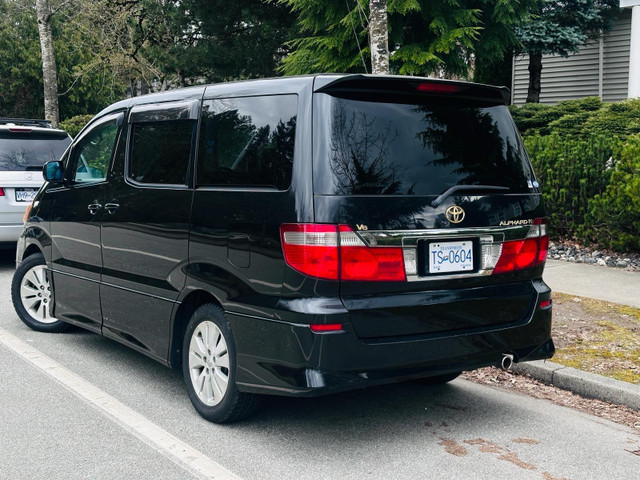 2005 Toyota Alphard Minivan in Cars & Trucks in Delta/Surrey/Langley