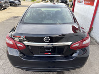 SV | SEDAN | 2.5L | HEATED SEATS | FUEL EFFICIENT This 2018 Nissan Altima SV is a well-rounded midsi... (image 4)