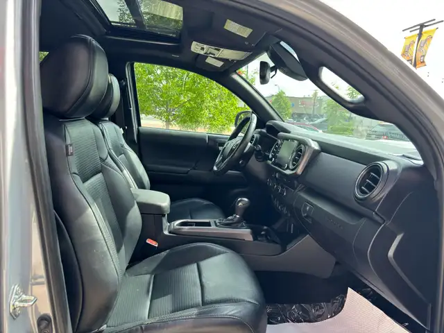2021 Toyota TACOMA SR5 4x4 Double Cab Super in Cars & Trucks in Calgary - Image 19