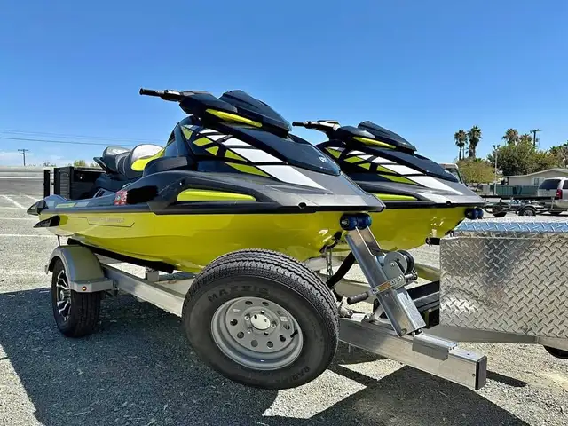 2021 YAMAHA WAVERUNNER VX LIMITED HO-BLACK! in Personal Watercraft in Winnipeg - Image 4