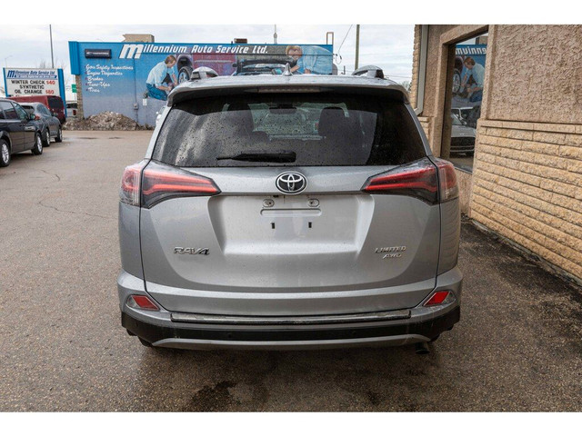  2018 Toyota RAV4 Limited AWD, HEATED SEATS, NAVIGATION in Cars & Trucks in Winnipeg - Image 4